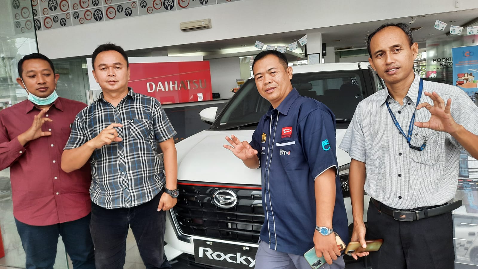 Mobil Daihatsu Tampil di SMKN 3 Seluma EXPO 