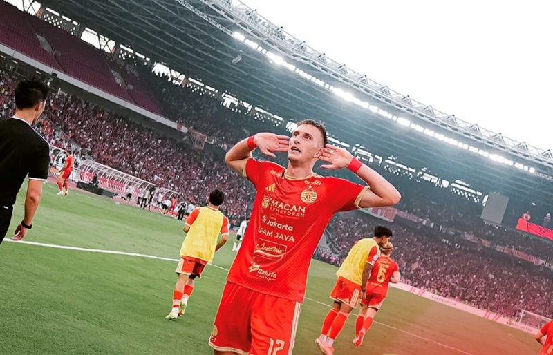  Persija Jakarta Tekuk Persib 2-1 di SUGBK, Super Ivan Mamut Jadi Pahlawan Menit 90+4
