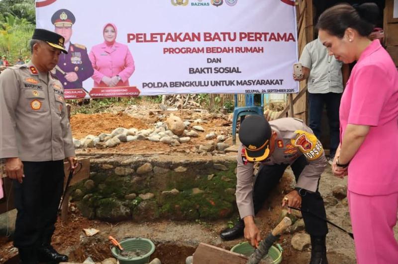 Keluarga Balita Cacingan  Ekstrem  Nginap di Ruang VIP RSUD Tais, Rumah Mereka Dibedah  Kapolda Bengkulu