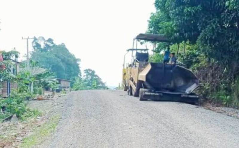 Dua Minggu Kelar, Jalan Inpres Desa Sukajaya  dan Trijaya Diaspal