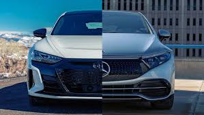 Audi e-tron vs Mercedes EQS: Mana yang Menyediakan Hiburan Terbaik di Jalan?