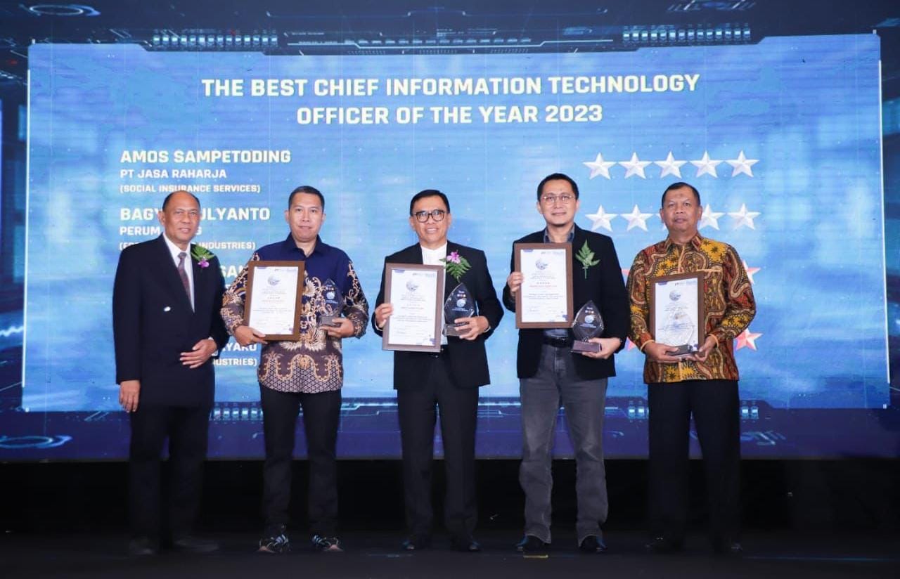 Sukses Kembangkan Inovasi Digital, Jasa Raharja Raih Tiga Penghargaan di Ajang Digitech Award 2023