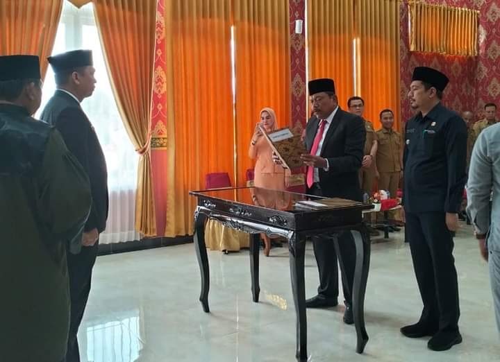 Bupati Mian Lantik   Fitriansyah Sekda Defenitif