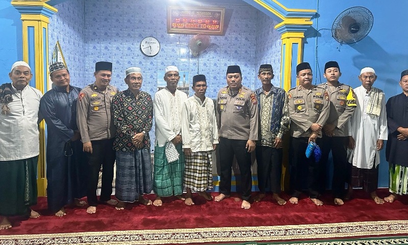 Tingkatkan Ketakwaan, Jajaran Polres Kaur Lakukan Gerakan Subuh Keliling