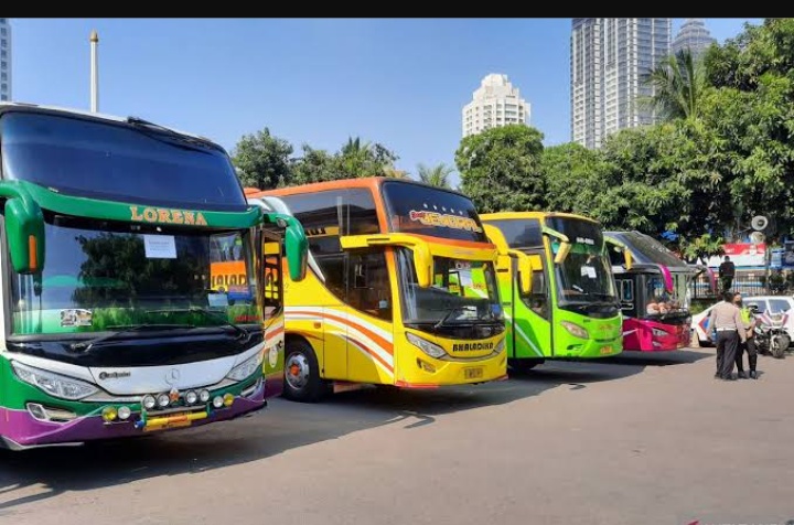 Update Harga Tiket Bus Jakarta - Semarang Saat Natal dan Tahun Baru