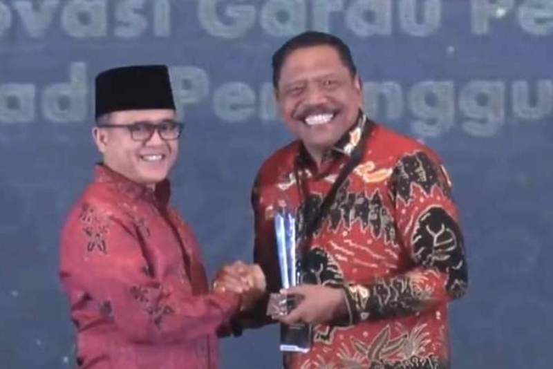 Alhamdulillah, Bupati Mian Raih Top 45 Inovasi   Pelayanan Publik dari KemenPAN RB 