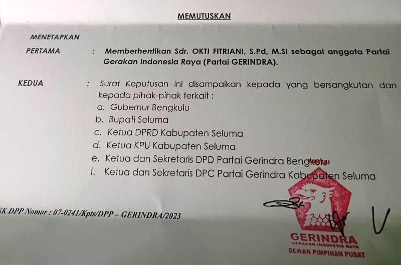 Okti Fitriani Diberhentikan Sebagai Anggota DPRD dan Partai Gerindra, Sedihandi Melenggang ke DPR