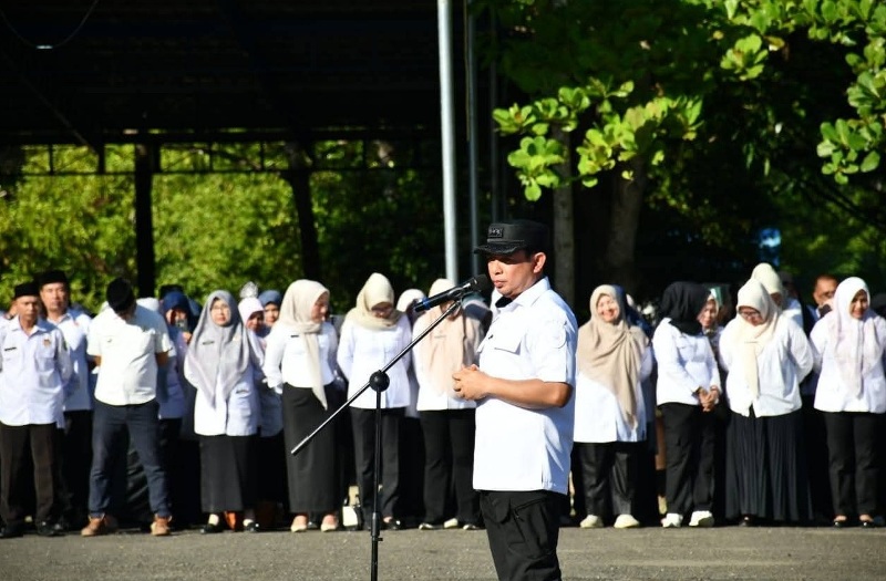 Walikota  Ingatkan Seluruh Jajaran Pemkot Untuk Bantu Rakyat
