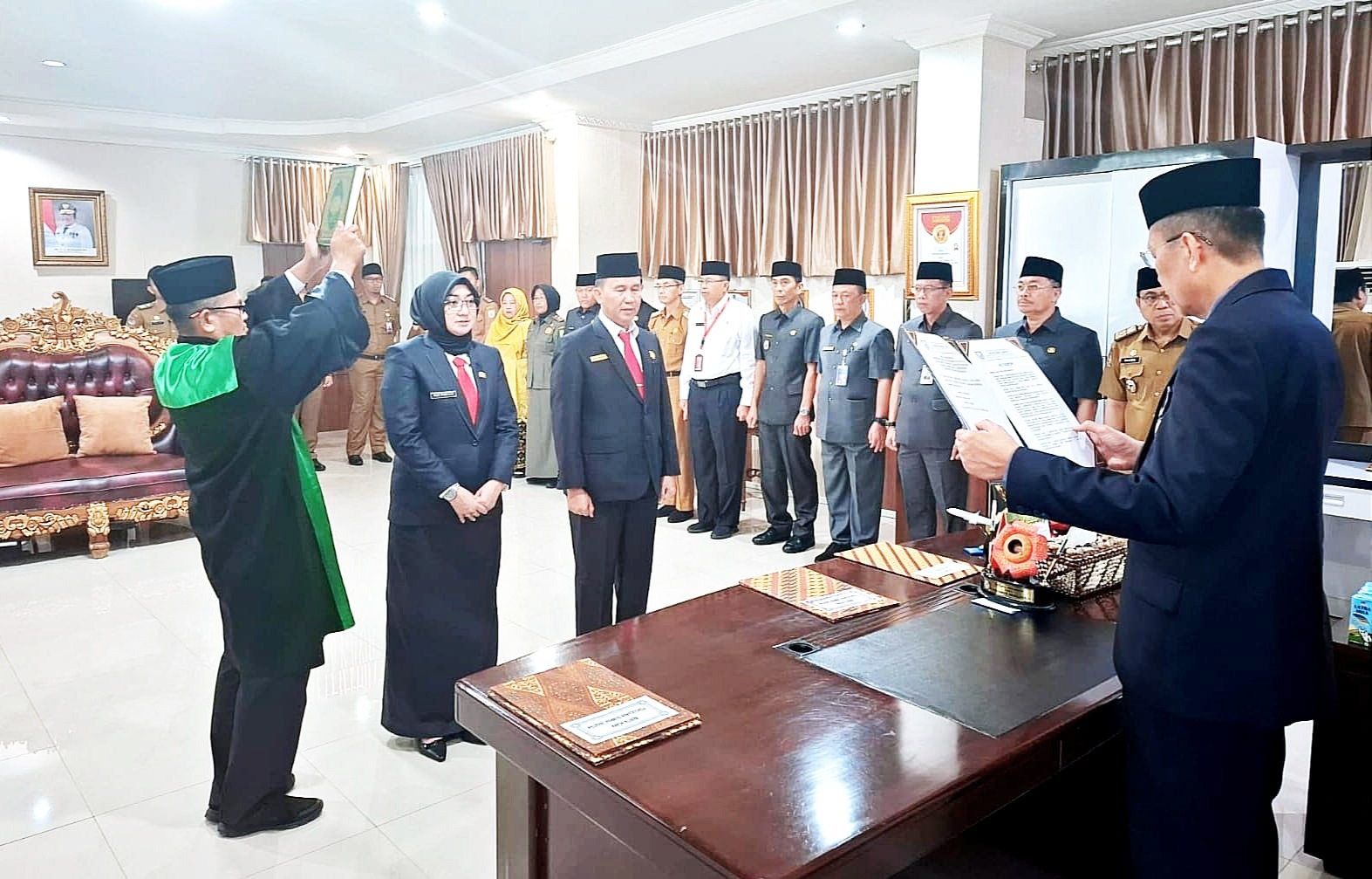 Syahjudin Dilantik Jadi Kepala Disdukcapil Provinsi Bengkulu dan Reri Marfiana Dilantik jadi Sekretaris Dikbud