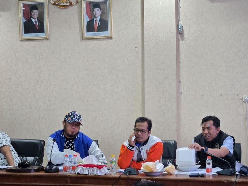 Ketua DPRD Kota Bengkulu  Pimpin Langsung  Rapat Banggar TPAD 