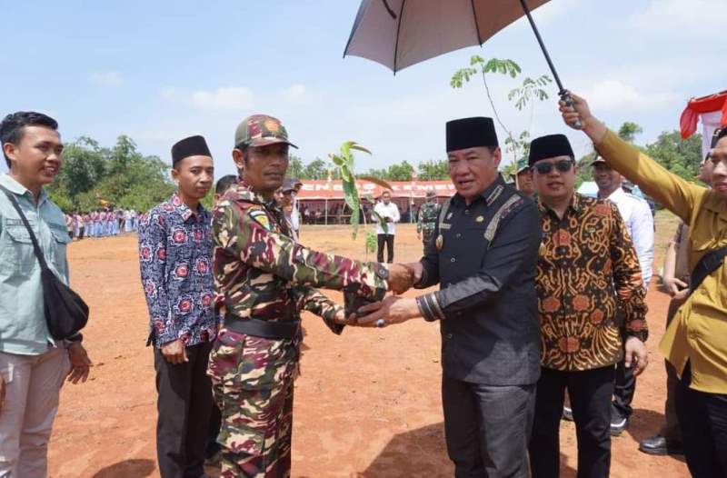 Seluma ALAP Bukan Hanya Jargon, Tentara Manunggal Membangun Desa di Talang Sebaris Buka Jalan