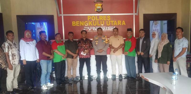 Bukan Untuk Pribadi, Tanah Diluar HGU Agricinal Harus Kembali ke Desa