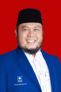 Dipanggil KPK, Herimanto Masih Beraktivitas di DPRD Kota Bengkulu, Penerbangan ke Jakarta Terdampak Abu Krakat