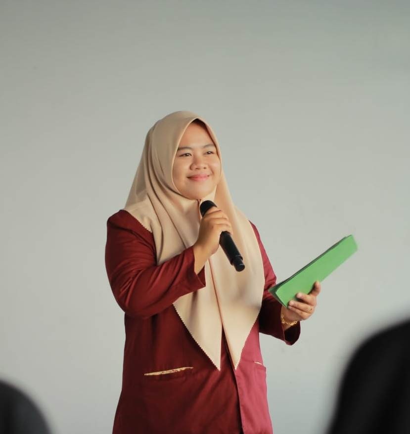 Sambil Kuliah, Mahasiswi UINFAS Bengkulu  Produksi Kerupuk Seblak Demi Penuhi Kebutuhan Pendidikan