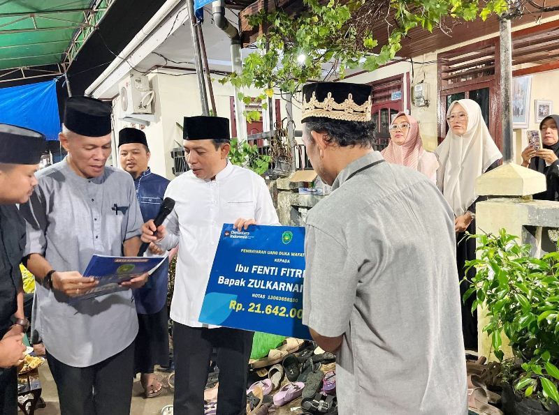 Saat Berduka, Walikota Antar Akta Kematian dan KK ke Rumah Ahli Waris