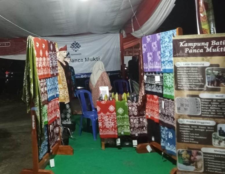 Nanik Hidayati Bangkitkan Batik Sungai Lemau, Tetap Lestari Dengan Pewarna Alam