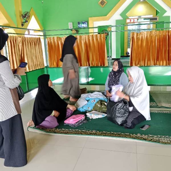 Sambut Ramadan, Majelis Taklim Gotong Royong di Masjid Nurul Yaqin