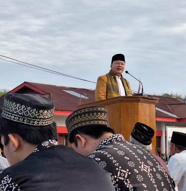  Suara Gubernur Rohidin Tidak Terdengar Saat Khutbah Idul Adha 