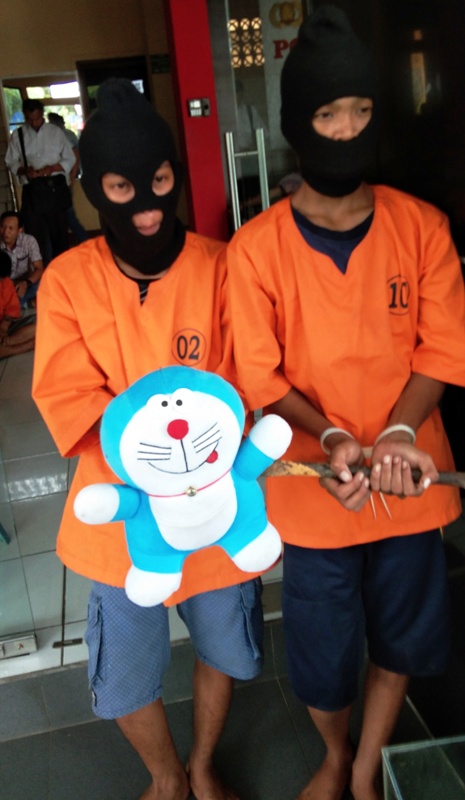 Dua ABG Diciduk, Diduga Mencuri Untuk Beli Boneka Pacar