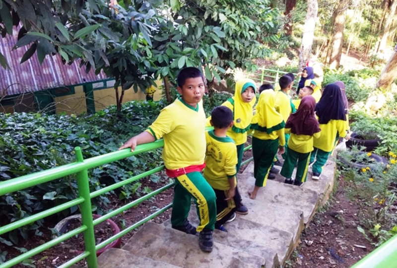 Wali Murid Sumbang Railling, Guru Tak Khawatir Mengajar