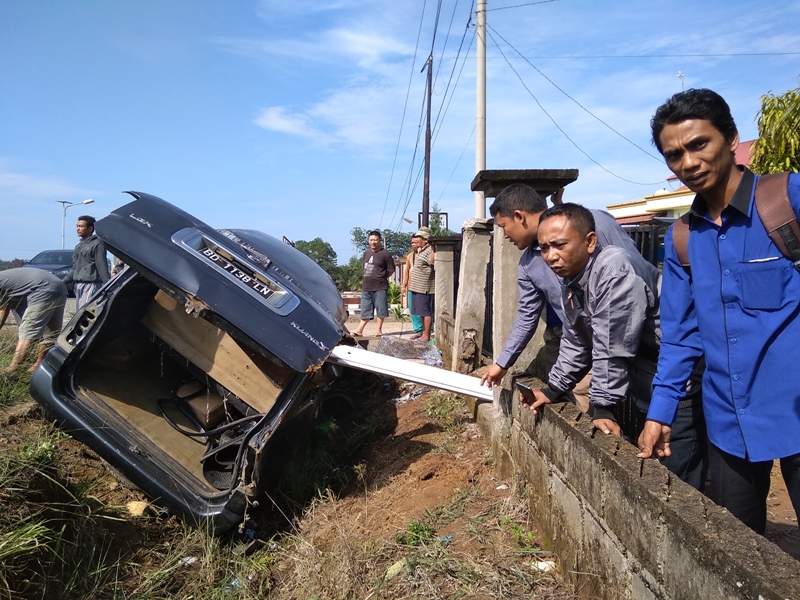 Diduga Gara-gara Anjing, Siswi Dirujuk ke Rumah Sakit di Padang