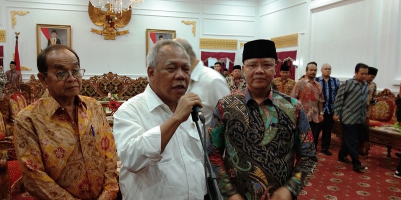 Menteri PUPR Janji Kerjakan Perbaikan Jalinbar Tahun Ini