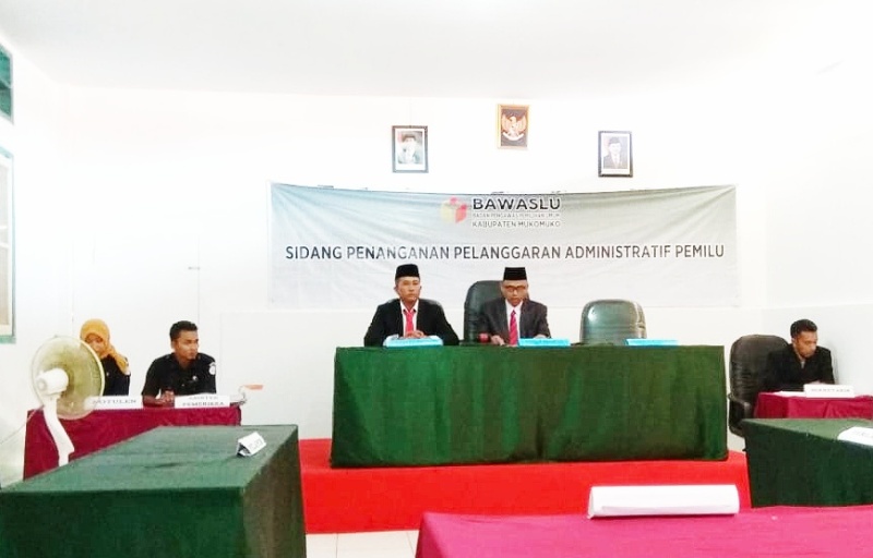 Bawaslu Mukomuko Bahas Soal KPU