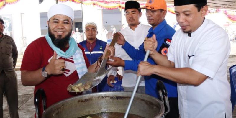 Cerita di Balik Makan Akbar 1440 Nampan Nasi Kebuli