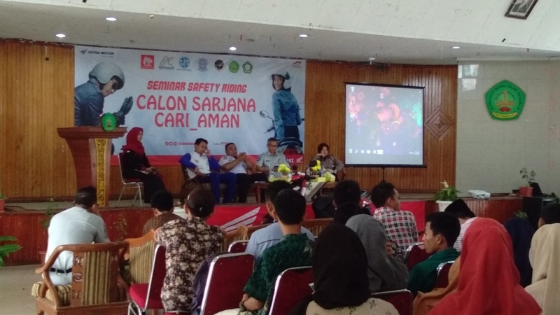 HMPS TBI Gelar Seminar Safety Riding Calon Sarjana Cari Aman