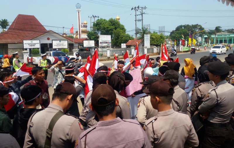 Serukan Perdamaian Papua, Aswaja Aksi Damai di Gedung DPRD Provinsi