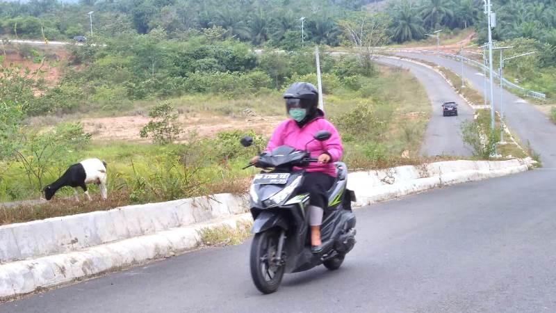 Bangun Jalan untuk Percepatan Peningkatan Perekonomian Warga