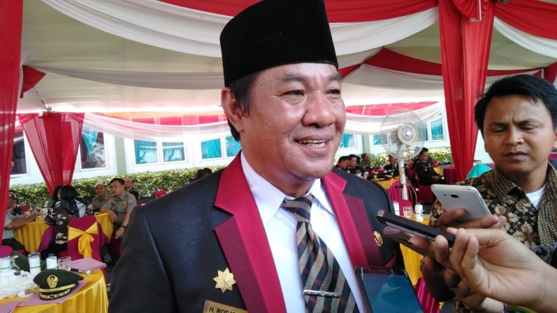 Rosjonsyah Serius, Sudah  Lobi Rohidin dan Agusrin