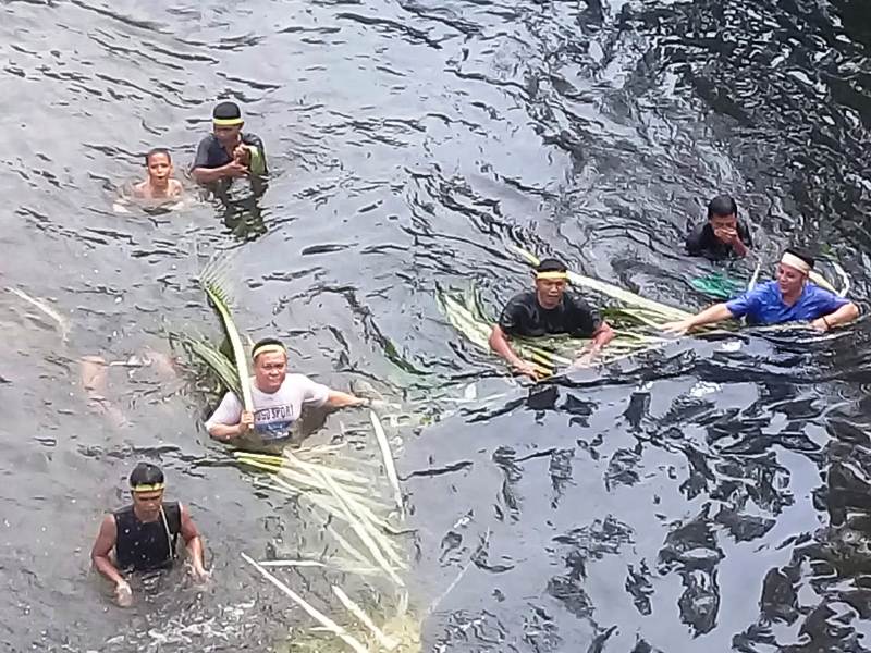 Minta Hujan, Warga Ponsu Lakukan “Doa Ngubai”