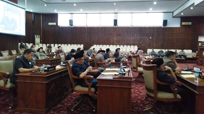 45 Dewan Provinsi  Laksanakan Reses Perdana