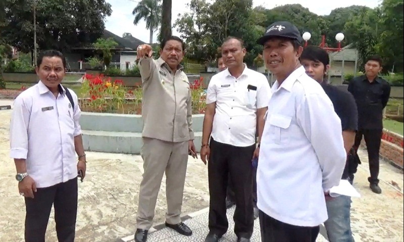 Bupati Mian Sidak Pembenahan Tugu Amanah