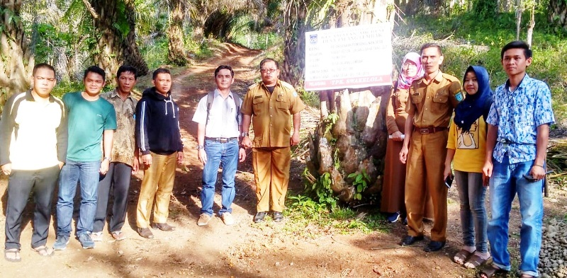 Talang Lembak Bangun Bronjong, Rabat Beton dan Buka Badan Jalan