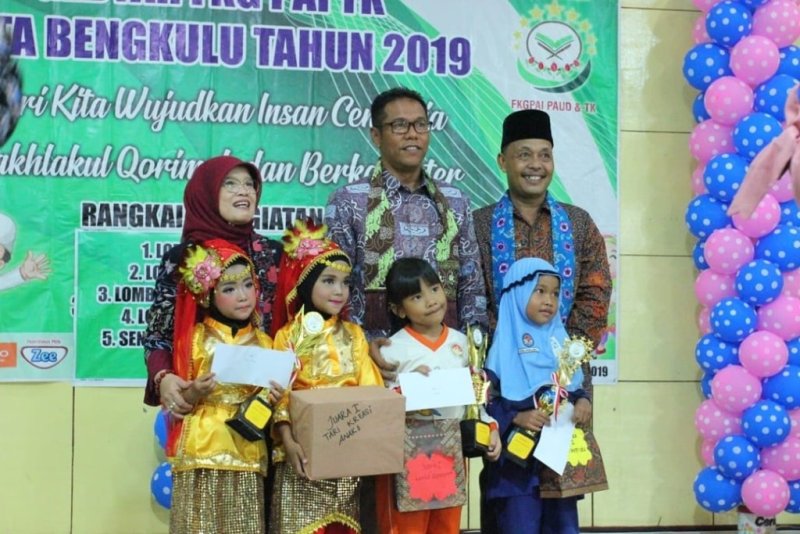 Senam Massal 1.000 Anak, Meriahkan Gebyar FKG PAI TK