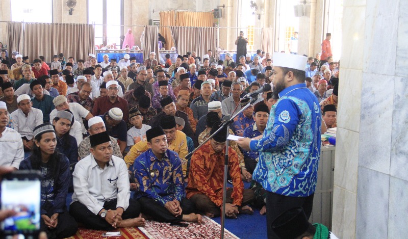 Masyarakat Saksikan Langsung Gerhana Matahari, Pemkot Gelar Salat Kusuf