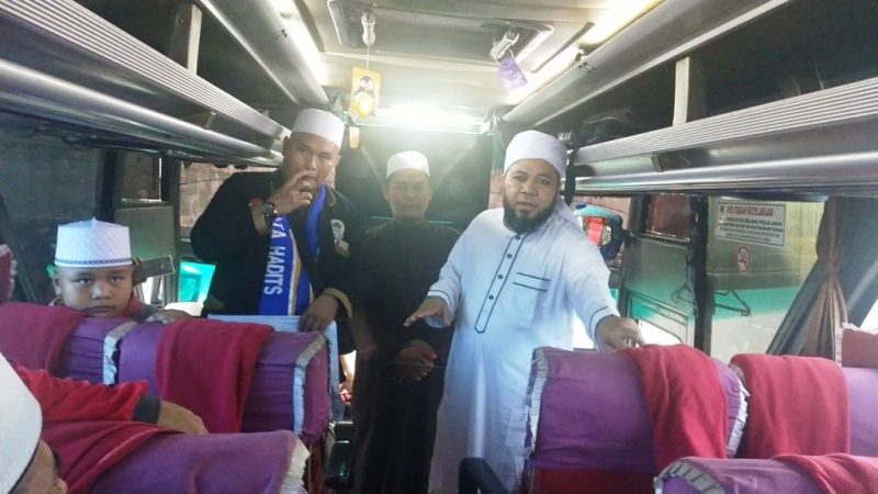 Walikota Bengkulu Helmi Hasan, Berangkatkan Duta Hadist Wisata Religi