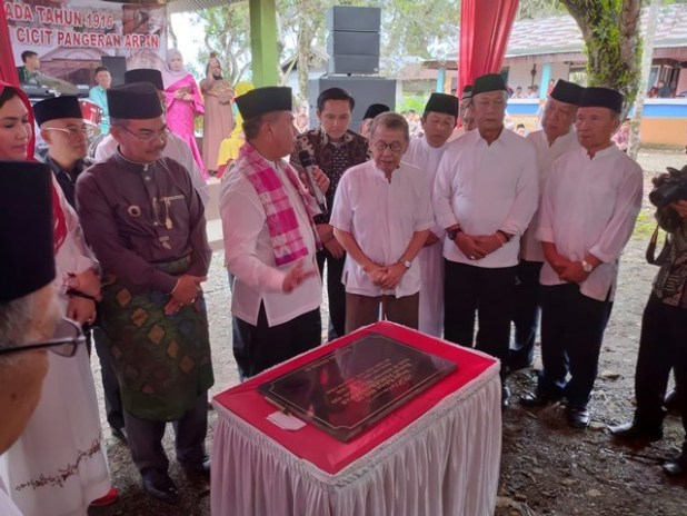 Berusia 103 Tahun, Rumah Pangeran Arpan Diresmikan