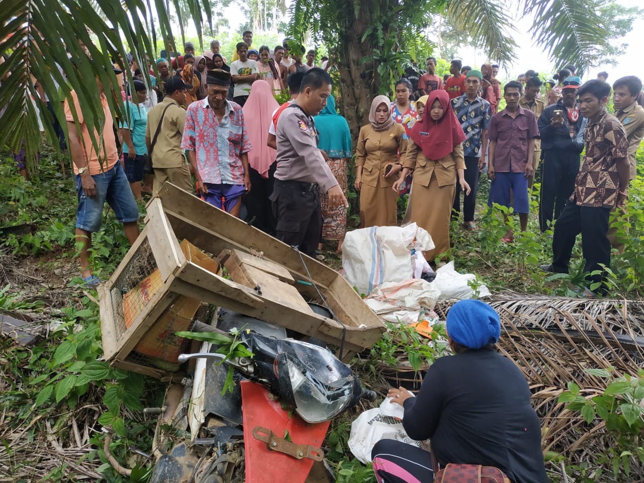 Laka Tunggal, Warga Air Tenang Meninggal