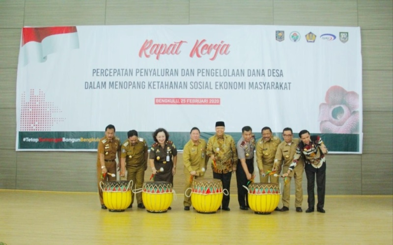 Gubernur Rohidin Dorong  Percepatan Pembangunan Desa di Bengkulu