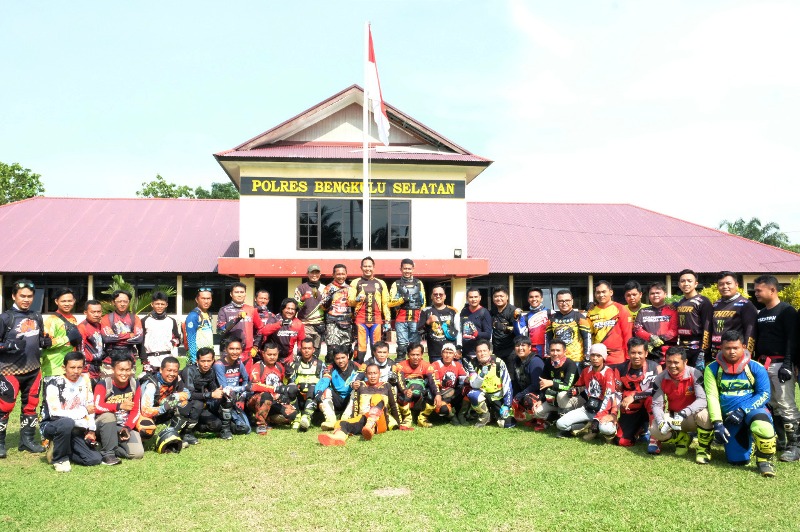 Salurkan Hobby, Penggila Adventure Trail Jajal Jalur Menantang