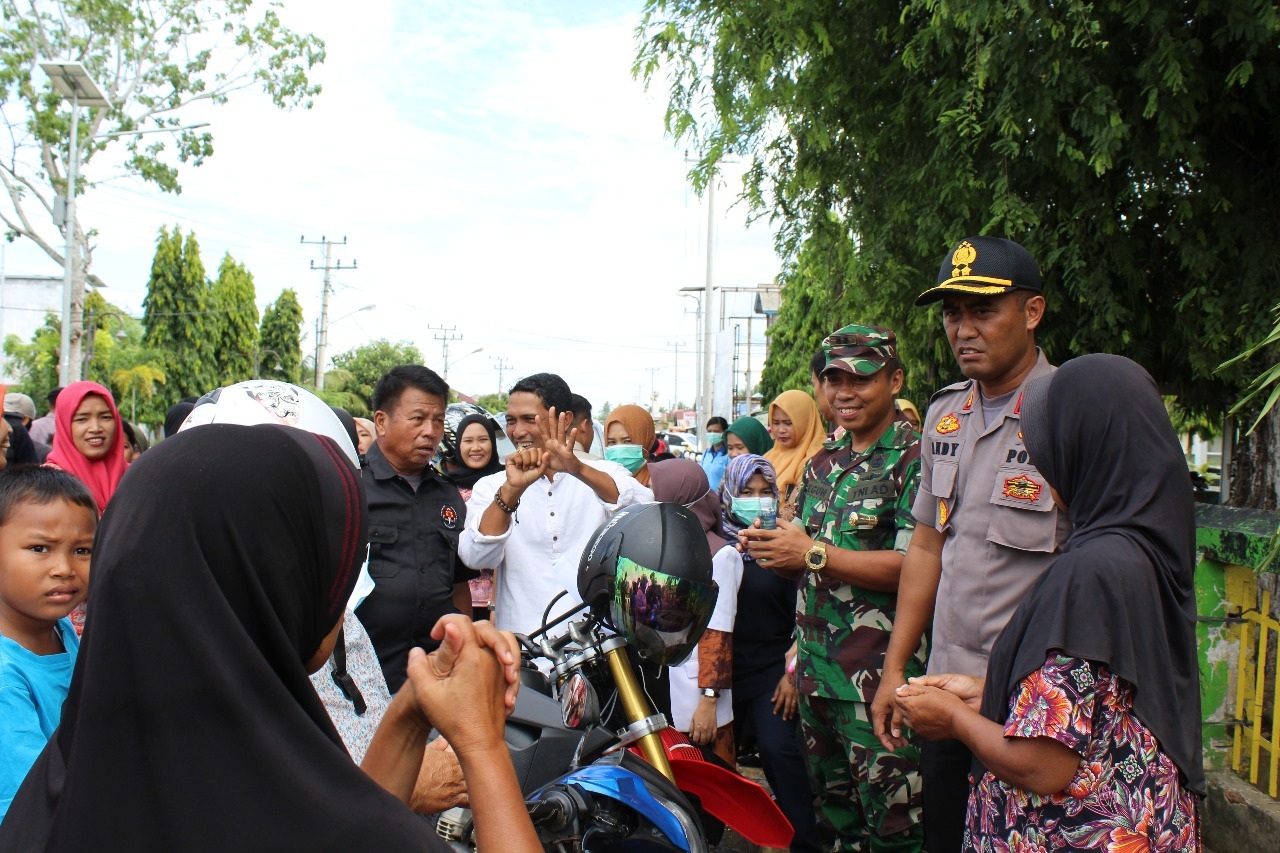 Polres Mukomuko Giatkan Sosialisasi dan Penyemprotan Disinfektan