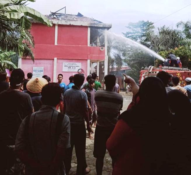 Bangunan SD IT dan TK Yayasan Al Khair Terbakar