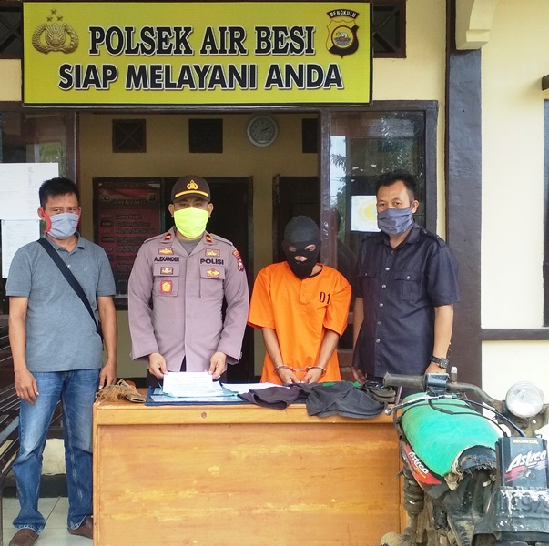 Polsek Air Besi Ungkap dan Bekuk Terduga Pelaku Curnak PJS Kades Alun Dua