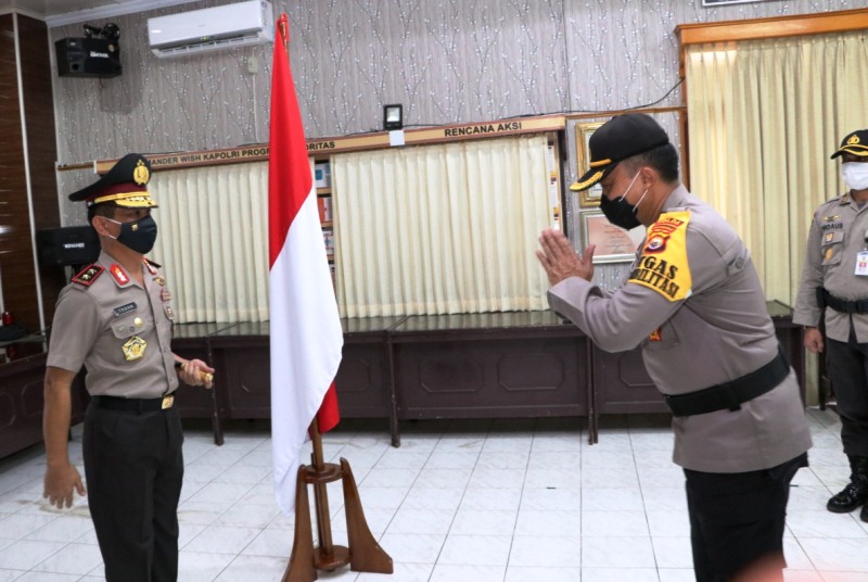 Kapolda Bengkulu Teguh Sarwono Resmi Bintang Dua