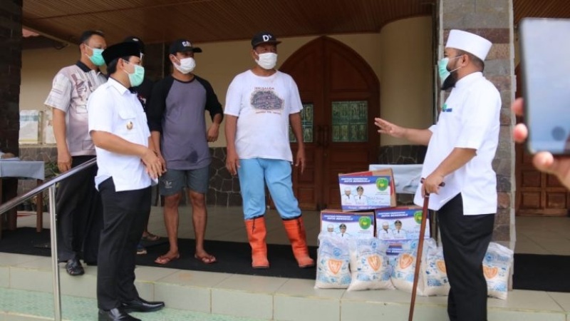 Melihat Warganya Belum Dapat Rasmie , Walikota dan Wawali Turun Tangan