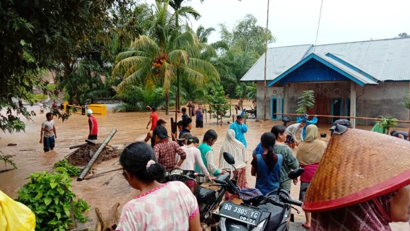 Hujan Lebat, 4 Rumah Warga Benteng Terendam Banjir