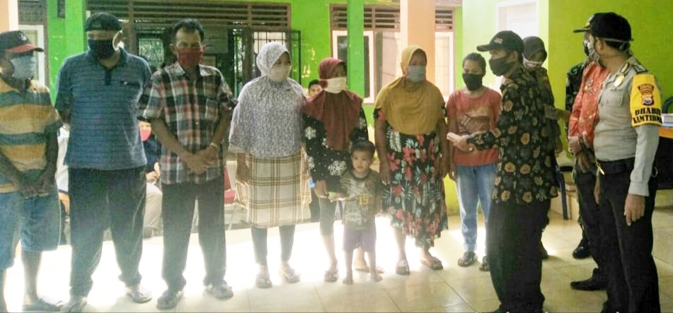 33 KK Warga Desa Dusun Raja Terima BLT DD